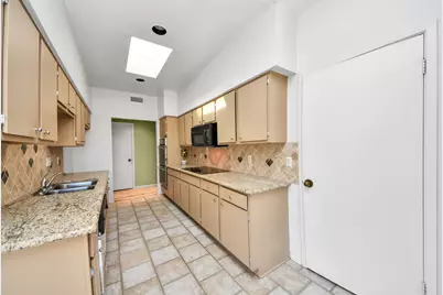 1336 Chardonnay Drive, Houston, TX 77077 - Photo 17