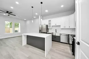 6816 Del Rio St, Houston, TX 77021 - Photo 3