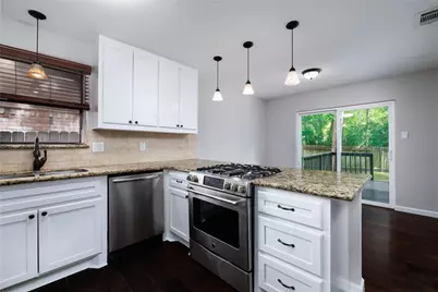 1 Ground Brier Court, The Woodlands, TX 77381 - Photo 13