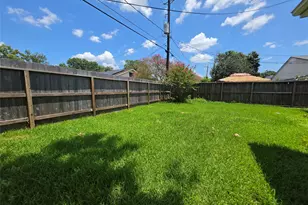 7334 Darnell St, Houston, TX 77074 - Photo 17