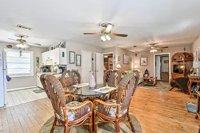 10304 Cloud Lane, Galveston, TX 77554 - Photo 15