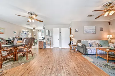 10304 Cloud Lane, Galveston, TX 77554 - Photo 11