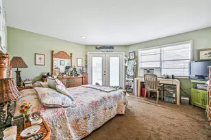 10304 Cloud Ln, Galveston, TX 77554 - Photo 21