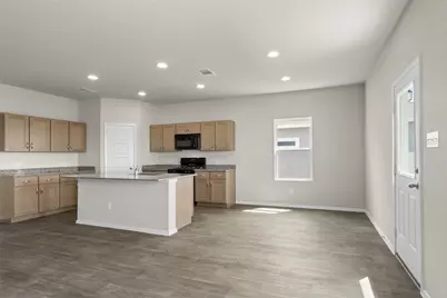 4529 Blue Mountain Laurel Street, Pinehurst, TX 77362 - Photo 5