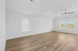 3106 Spanish Oak Ln, Rosenberg, TX 77471 - Photo 3