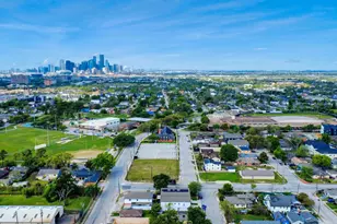 5402 Margarita St, Houston, TX 77020 - Photo 3