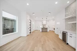 1407 A Malone St, Houston, TX 77007 - Photo 9