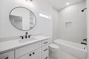 1407 A Malone St, Houston, TX 77007 - Photo 27