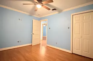 110 Gans St, Houston, TX 77029 - Photo 9