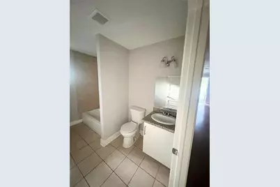 110 Gans Street, Houston, TX 77029 - Photo 11