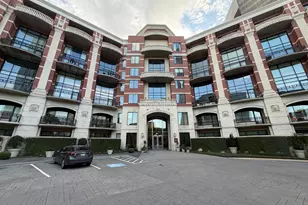 5005 Hidalgo St, Houston, TX 77056 - Photo 1