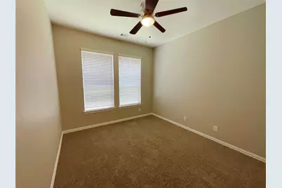 8707 E Crescent Lake Circle, Baytown, TX 77521 - Photo 25