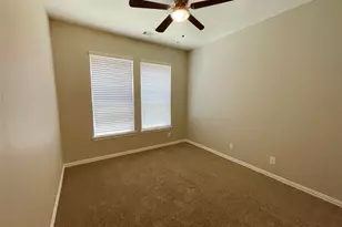 8707 E Cres Lake Cir, Baytown, TX 77521 - Photo 25