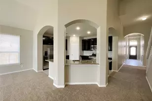 8707 E Cres Lake Cir, Baytown, TX 77521 - Photo 11