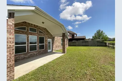 8707 E Crescent Lake Circle, Baytown, TX 77521 - Photo 39