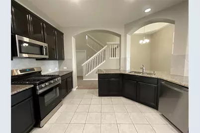 8707 E Crescent Lake Circle, Baytown, TX 77521 - Photo 15