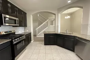 8707 E Cres Lake Cir, Baytown, TX 77521 - Photo 15