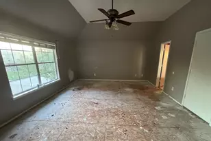 4419 Crossvine Ave, Baytown, TX 77521 - Photo 5