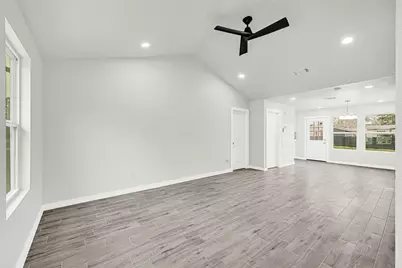 10003 Valley Wind Drive, Houston, TX 77078 - Photo 5