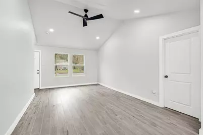 10003 Valley Wind Drive, Houston, TX 77078 - Photo 7