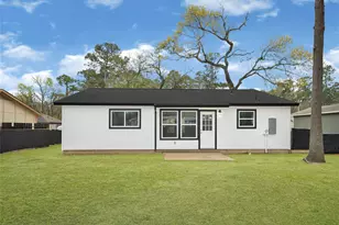 10003 Valley Wind Dr, Houston, TX 77078 - Photo 3