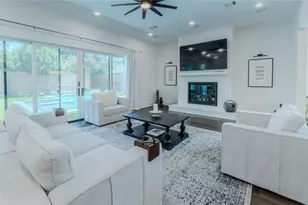 974 W 43rd St, Houston, TX 77018 - Photo 9