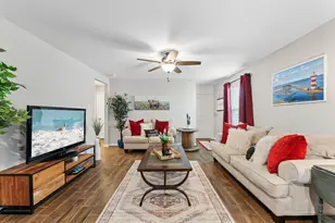 15022 Sorrento Bay Ct, Willis, TX 77318 - Photo 7