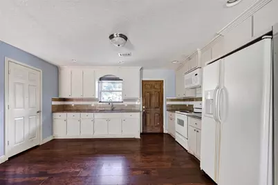 7213 Rhobell Street, Houston, TX 77016 - Photo 7