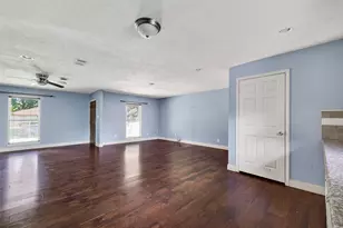 7213 Rhobell St, Houston, TX 77016 - Photo 9