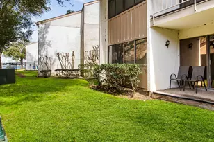 12100 Melville Dr, Montgomery, TX 77356 - Photo 11