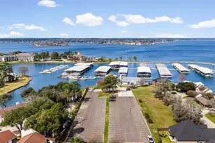 12100 Melville Dr, Montgomery, TX 77356 - Photo 7