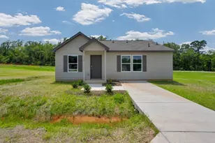 335 Dana Dr, Lufkin, TX 75901 - Photo 1