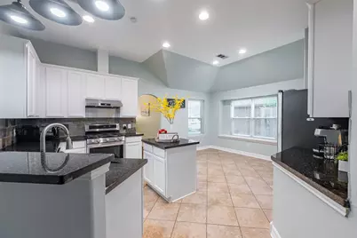 18310 Cobblestone Drive, Cypress, TX 77429 - Photo 7