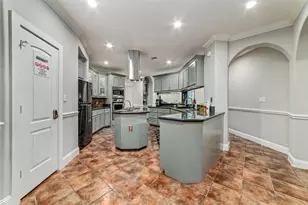 2426 Tackaberry St, Houston, TX 77009 - Photo 9