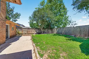 8306 Wayward Rd, Houston, TX 77064 - Photo 47