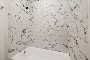8306 Wayward Rd, Houston, TX 77064 - Photo 33