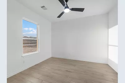 3081 Coastal Dr, Dayton, TX 77535 - Photo 23