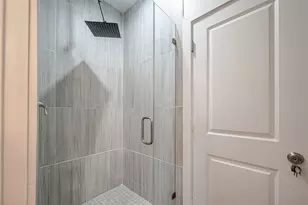 30 N St Charles St, Houston, TX 77003 - Photo 21