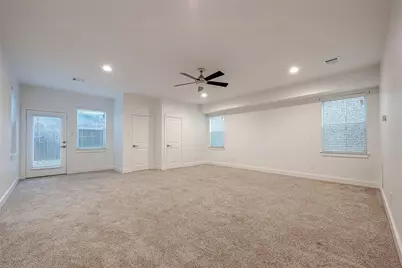 30 N Saint Charles Street, Houston, TX 77003 - Photo 19