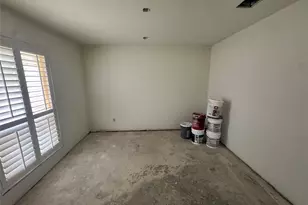 7706 Braesview Ln, Houston, TX 77071 - Photo 5