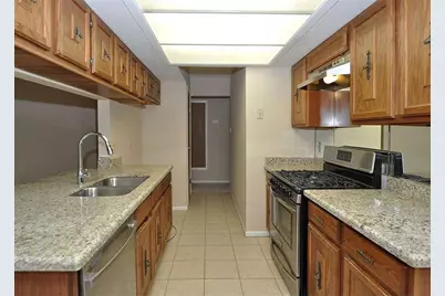 5119 Creek Shadows Drive, Houston, TX 77339 - Photo 3