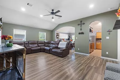 13184 Lake Breeze Lane, Willis, TX 77318 - Photo 11