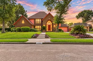 13903 Wilde Forest Ct, Sugar Land, TX 77498 - Photo 3