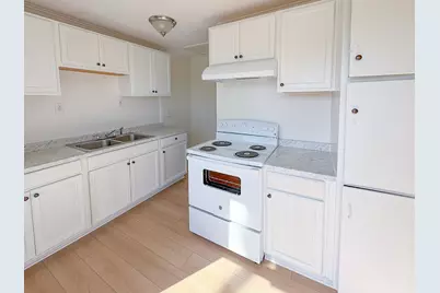 1207 W 9th Street, Freeport, TX 77541 - Photo 3