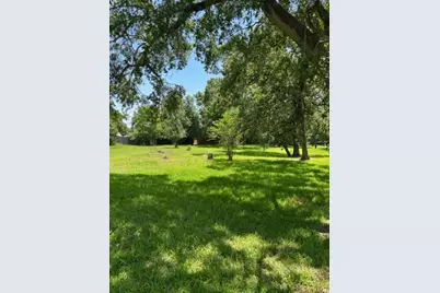 434 S Shady Lane, La Porte, TX 77571 - Photo 9