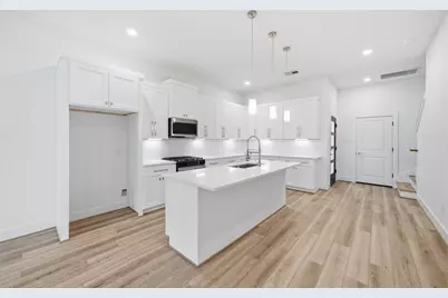 414 E 34th Street, Houston, TX 77018 - Photo 1