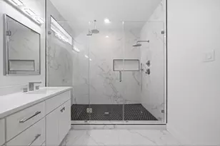 414 E 34th St, Houston, TX 77018 - Photo 15