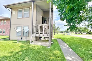 418 Garland Dr, Lake Jackson, TX 77566 - Photo 17