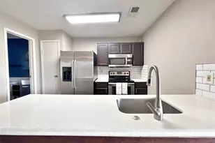 418 Garland Dr, Lake Jackson, TX 77566 - Photo 7