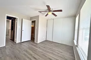 418 Garland Dr, Lake Jackson, TX 77566 - Photo 11